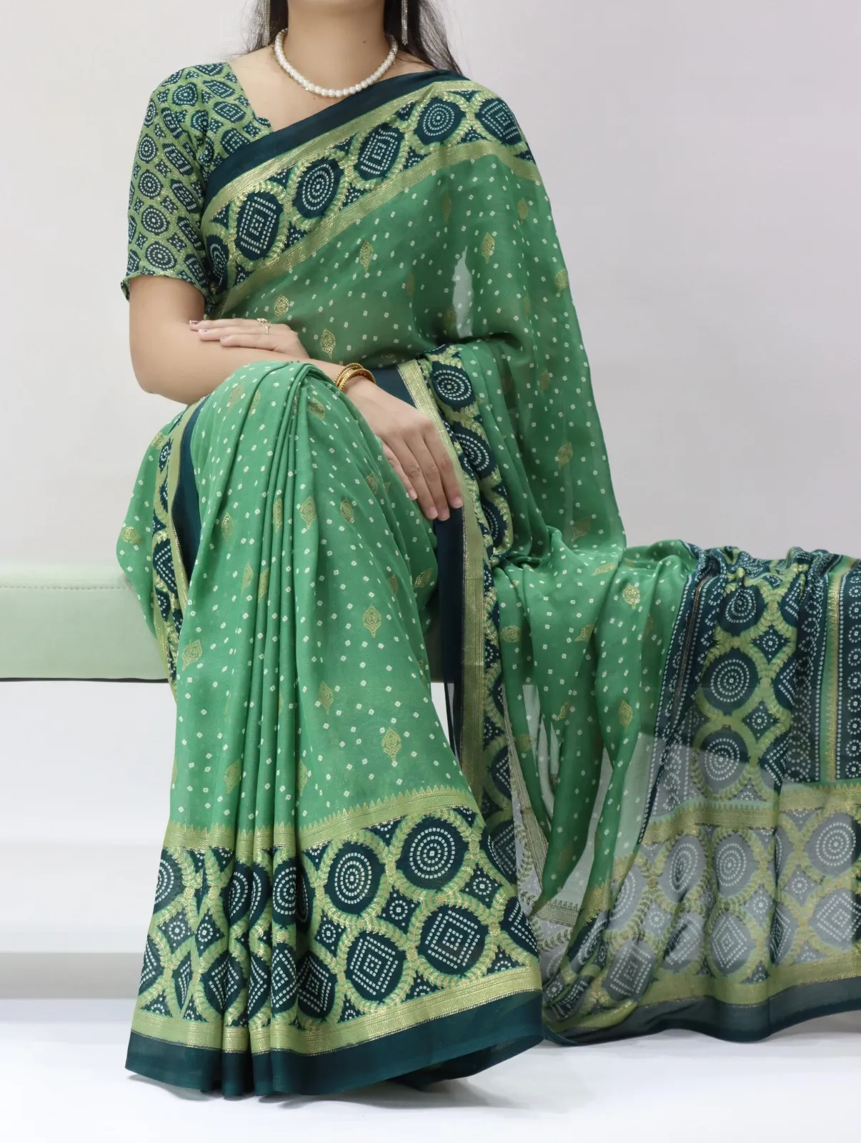 Pastel Color Bandhni Printed Saree Under Budget - Image 5
