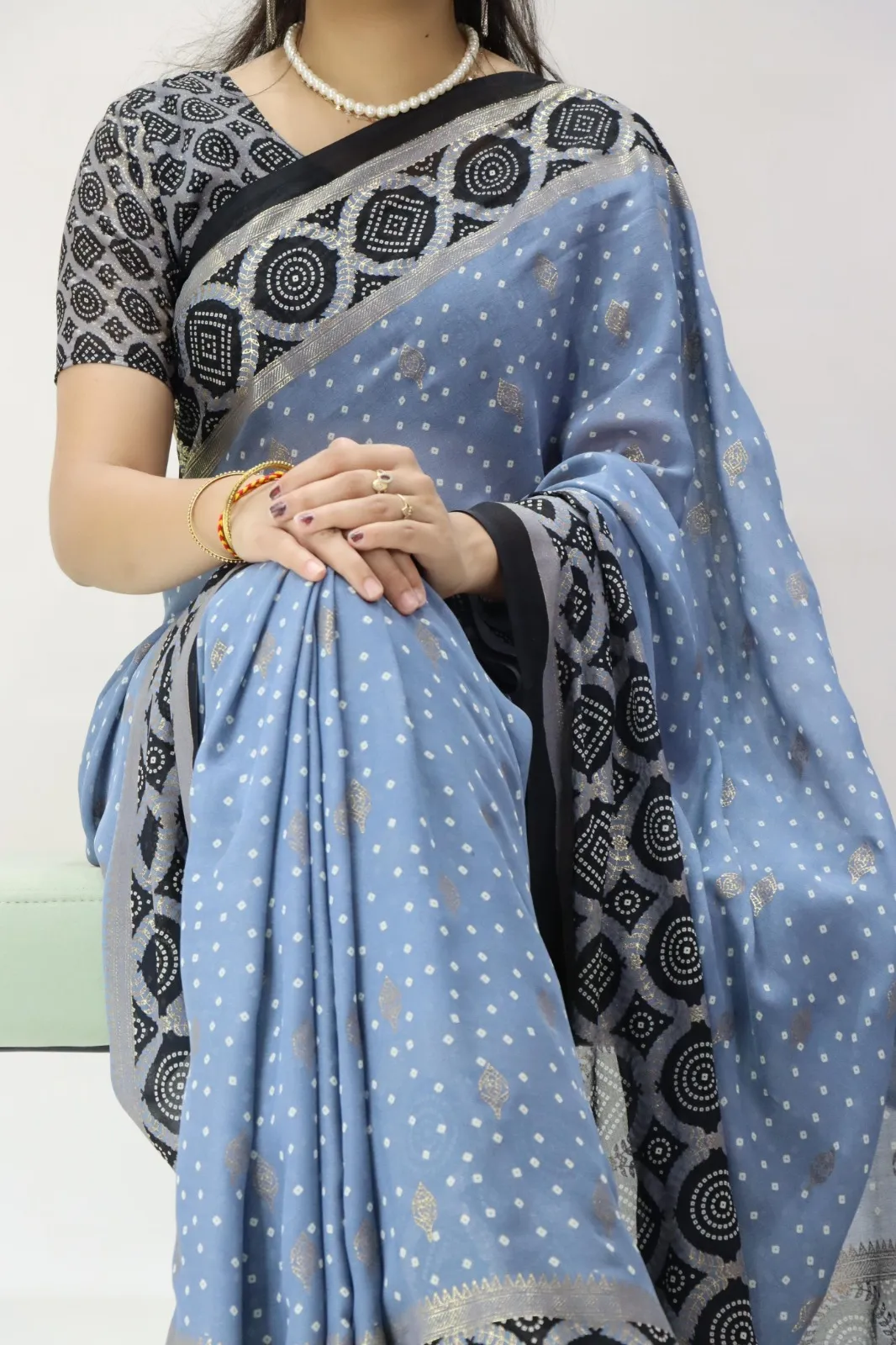 Pastel Color Bandhni Printed Saree Under Budget - Image 7