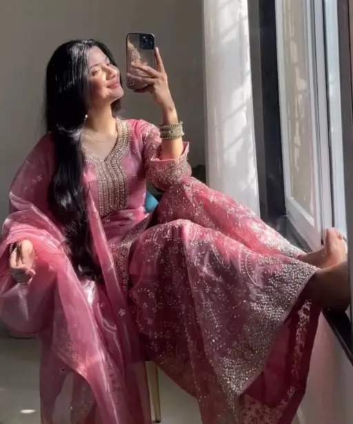 Pastel Pink Pearl Work Pakistani Kurti Set