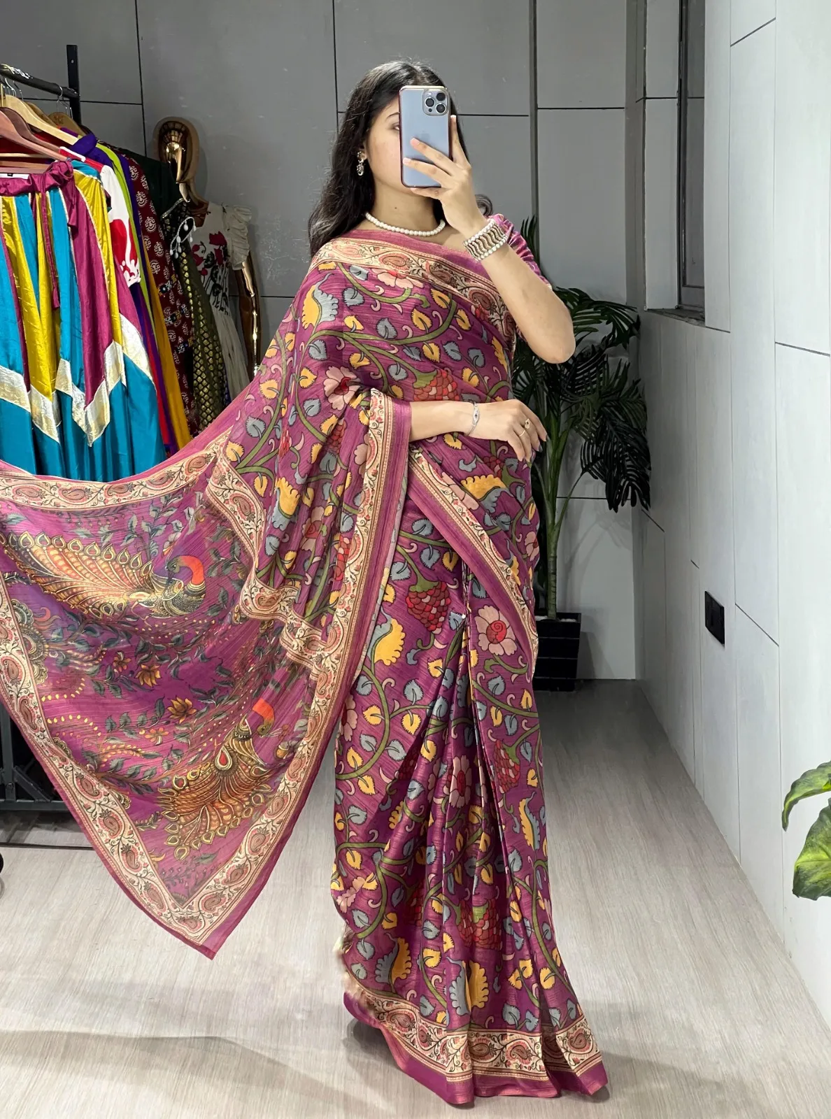 Peacock Printed floral Saree 1000 Rs - Image 2