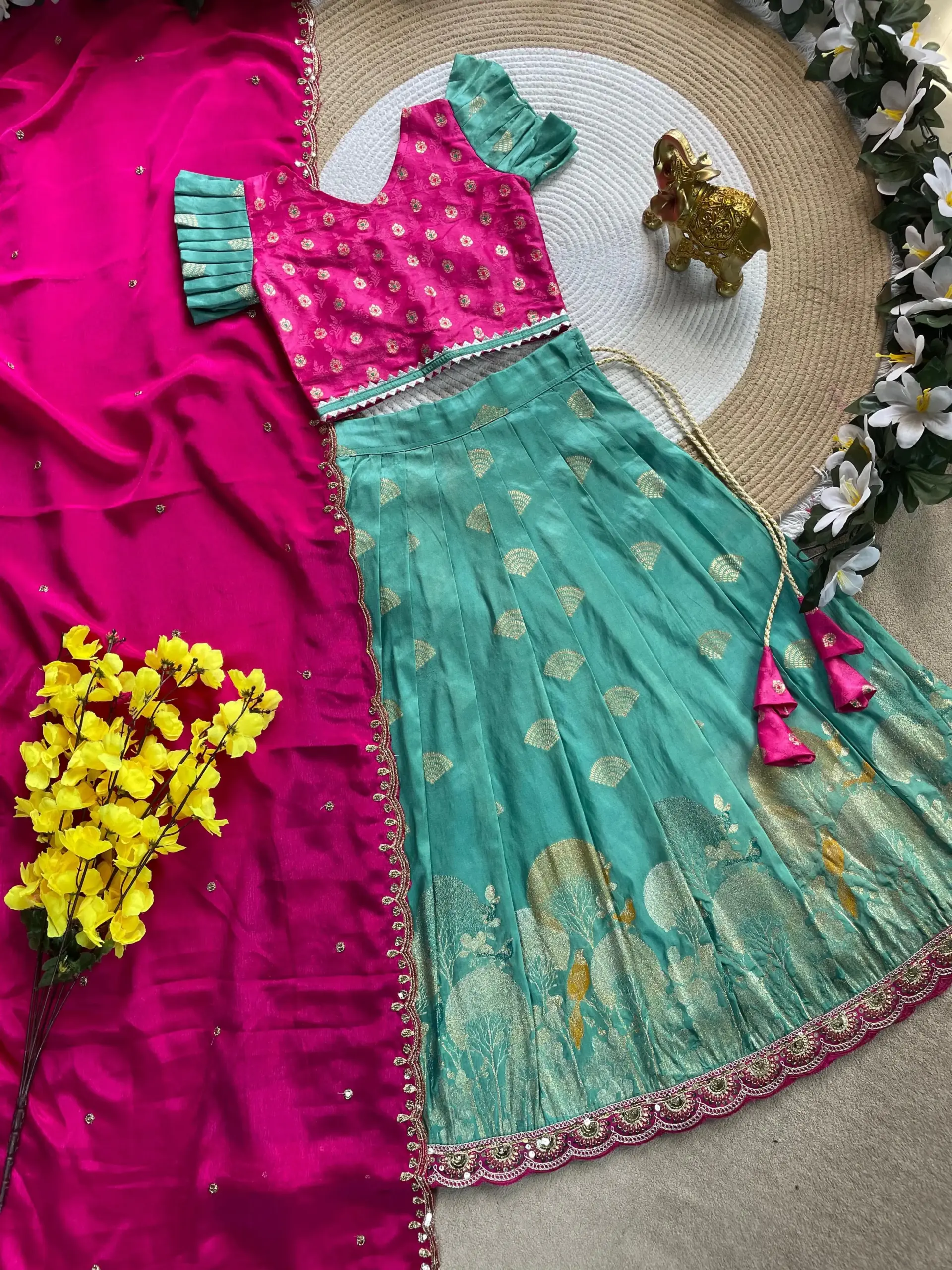Pongal Special Mother Daughter Combo Lehenga Choli - Image 2