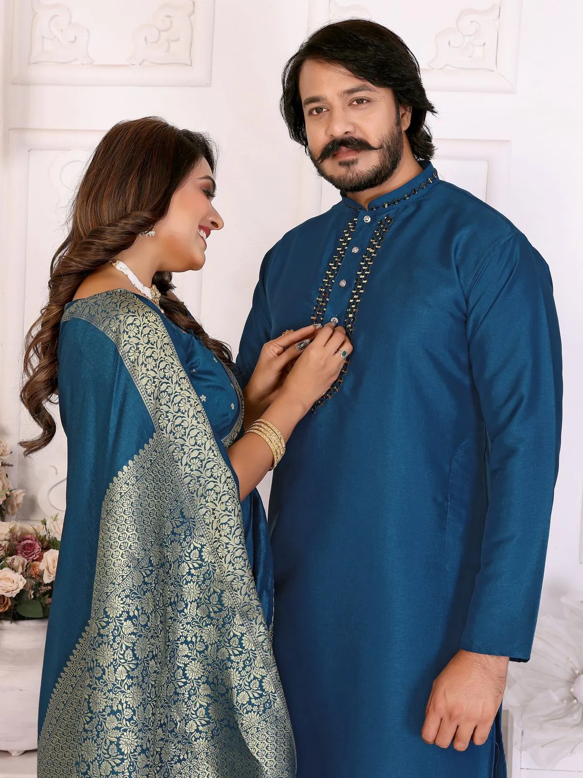 Royal Blue Color Couple Combo Saree with Kurta - Image 2