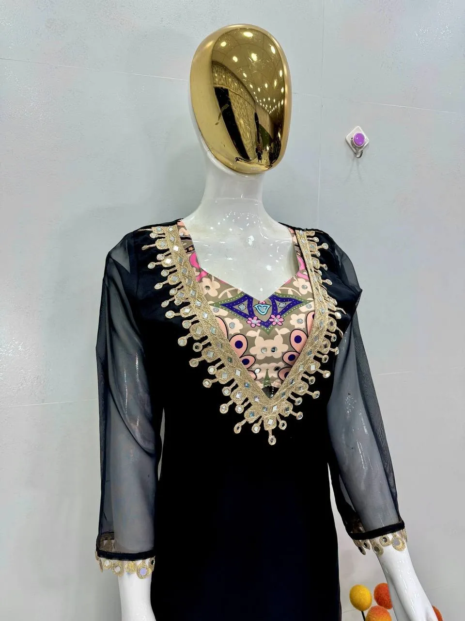 Stylish Black Blouse Suit Set - Image 2