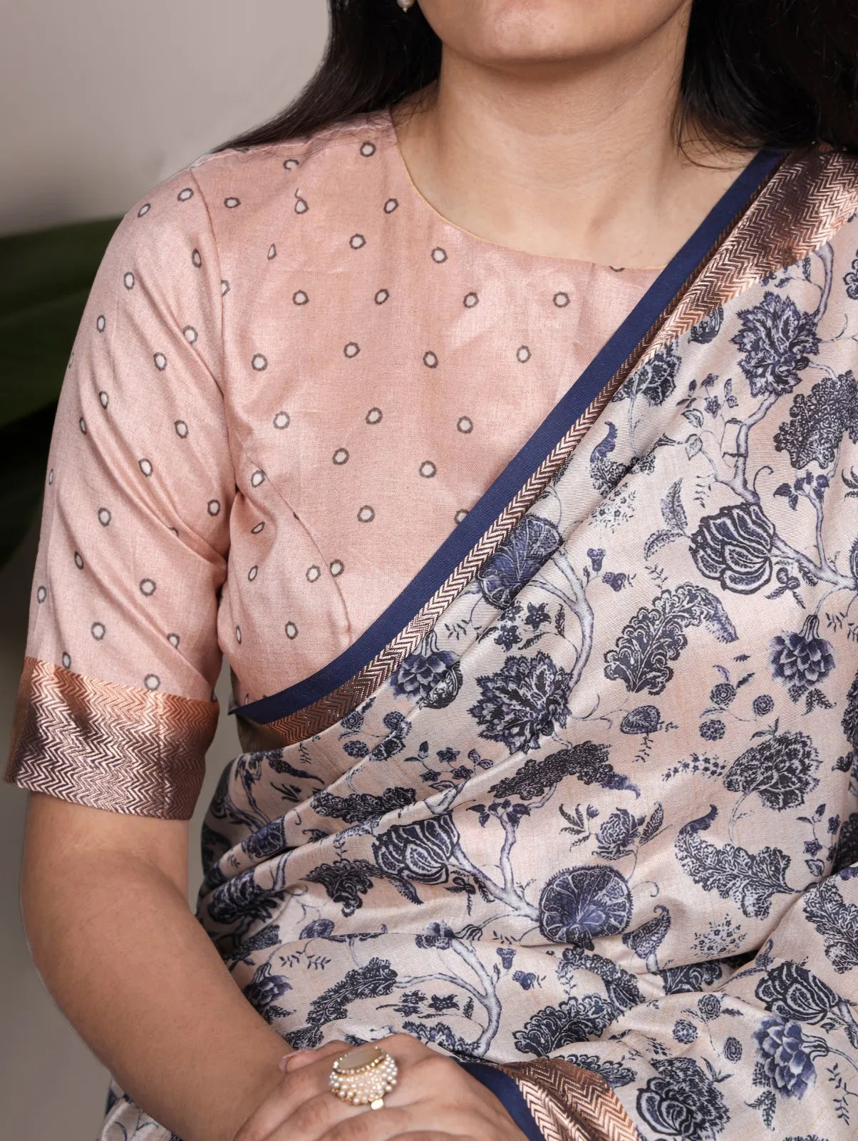 Stylish Cream Office Party Sari - Image 2