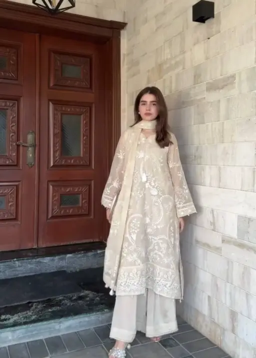 Creme Georgette Readymade Pakistani Dress