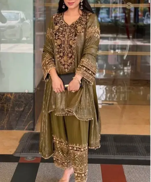 Trending Readymade Embroidery Pakistani Dress for Ramzan Eid