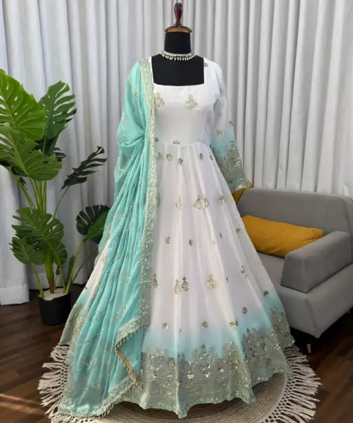 Beautiful Anarkali Dress for Ramzan Eid