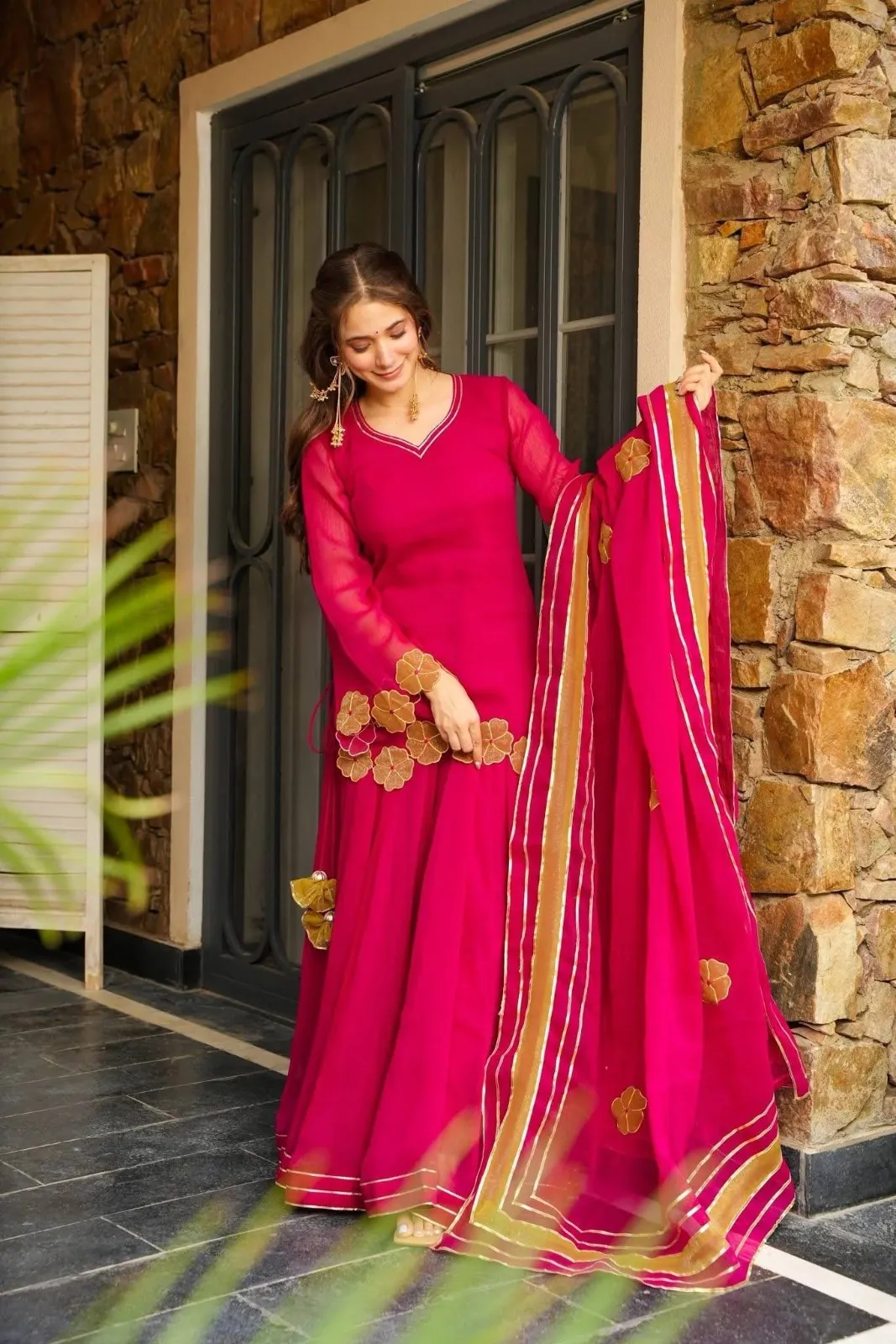 Beautiful Rani Cut Work Salwar Suit