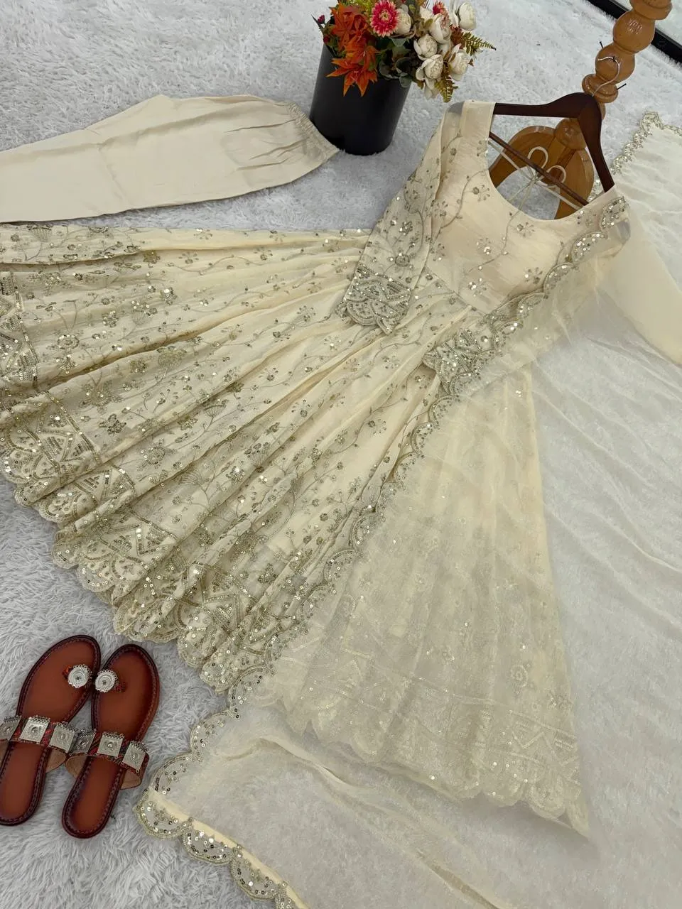 Creme Anarkali Dress for Ramzan Eid - Image 3