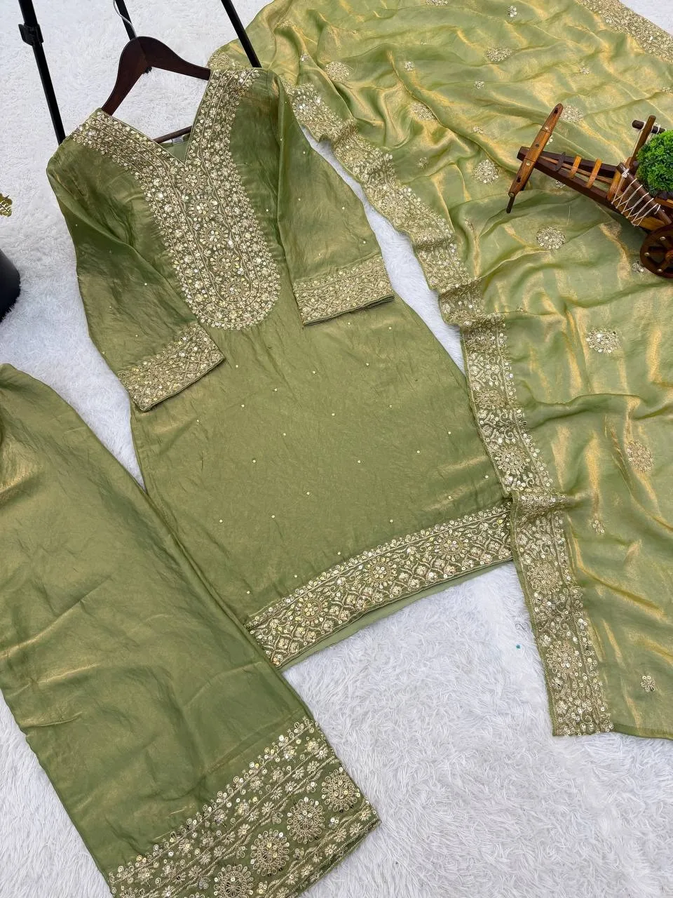 Green Straight Readymade Pakistani Suit Set - Image 3