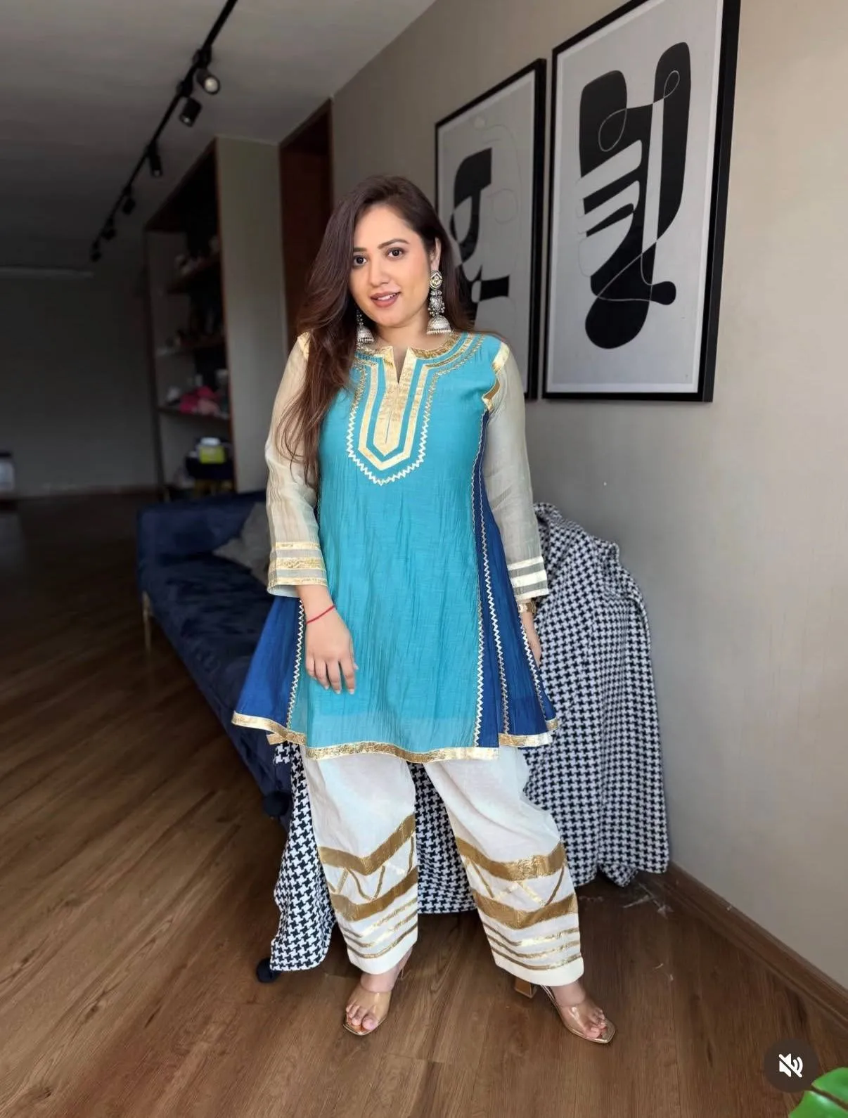 Karina Kapoor Inspired Co ord Set - Image 7