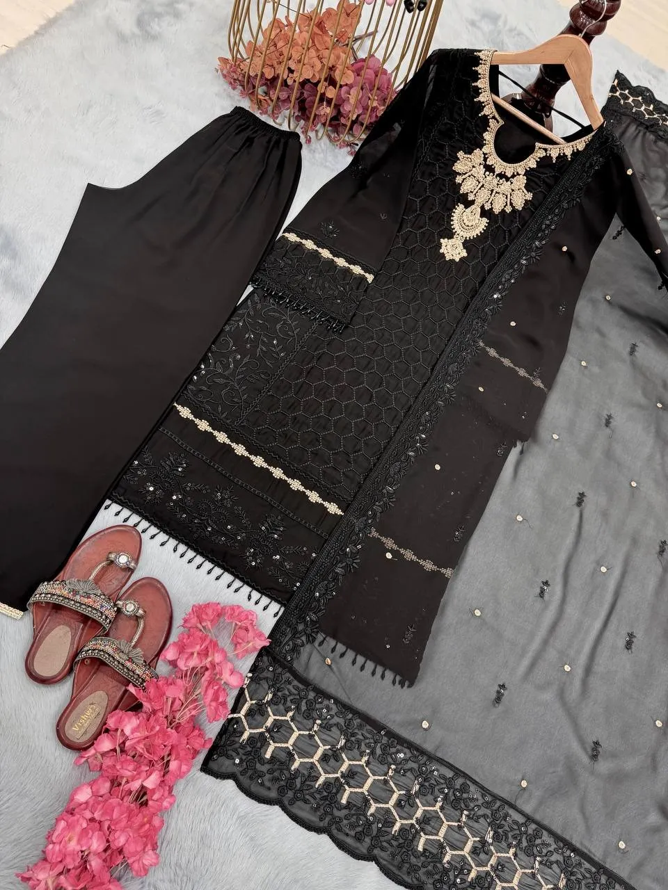 Pakistani Kala Joda | Eid Dresses - Image 2