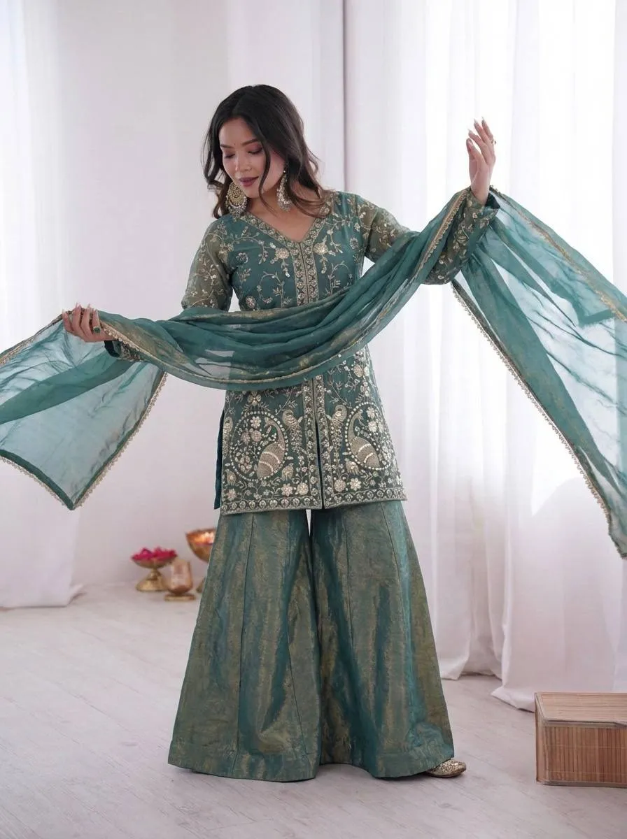 Peacock Embroidery Short Shirt Suit - Image 5