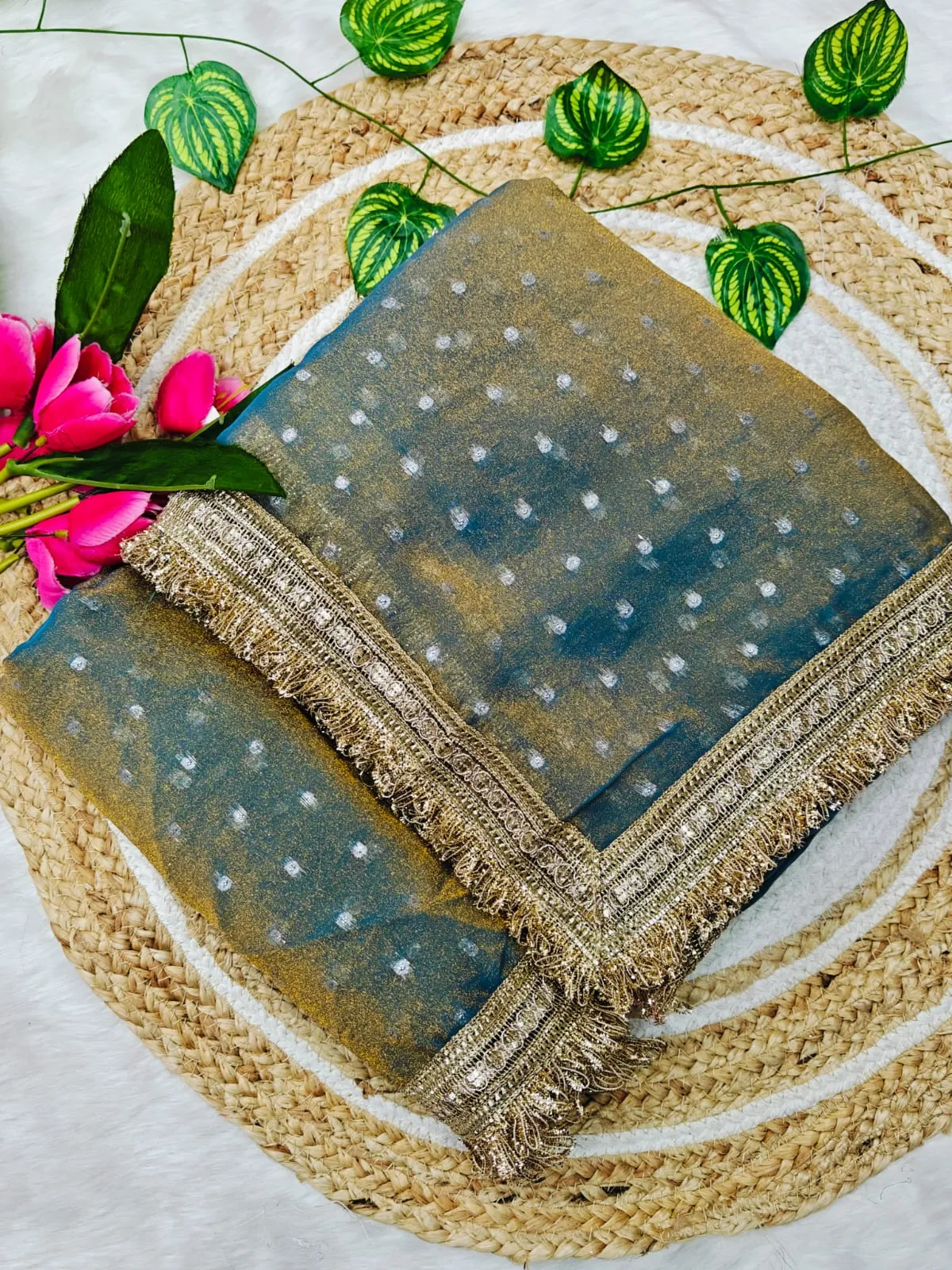 Gray Color Heavy Wedding Wear Saree - Image 3