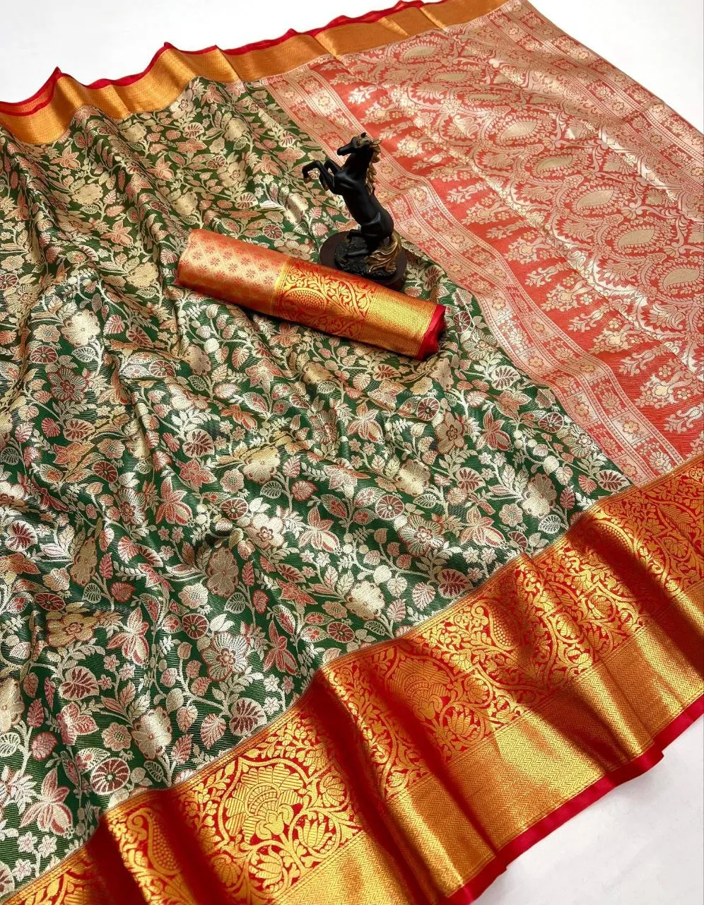 Premium Kanjivaram Silk Floral Zari Saree - Image 4