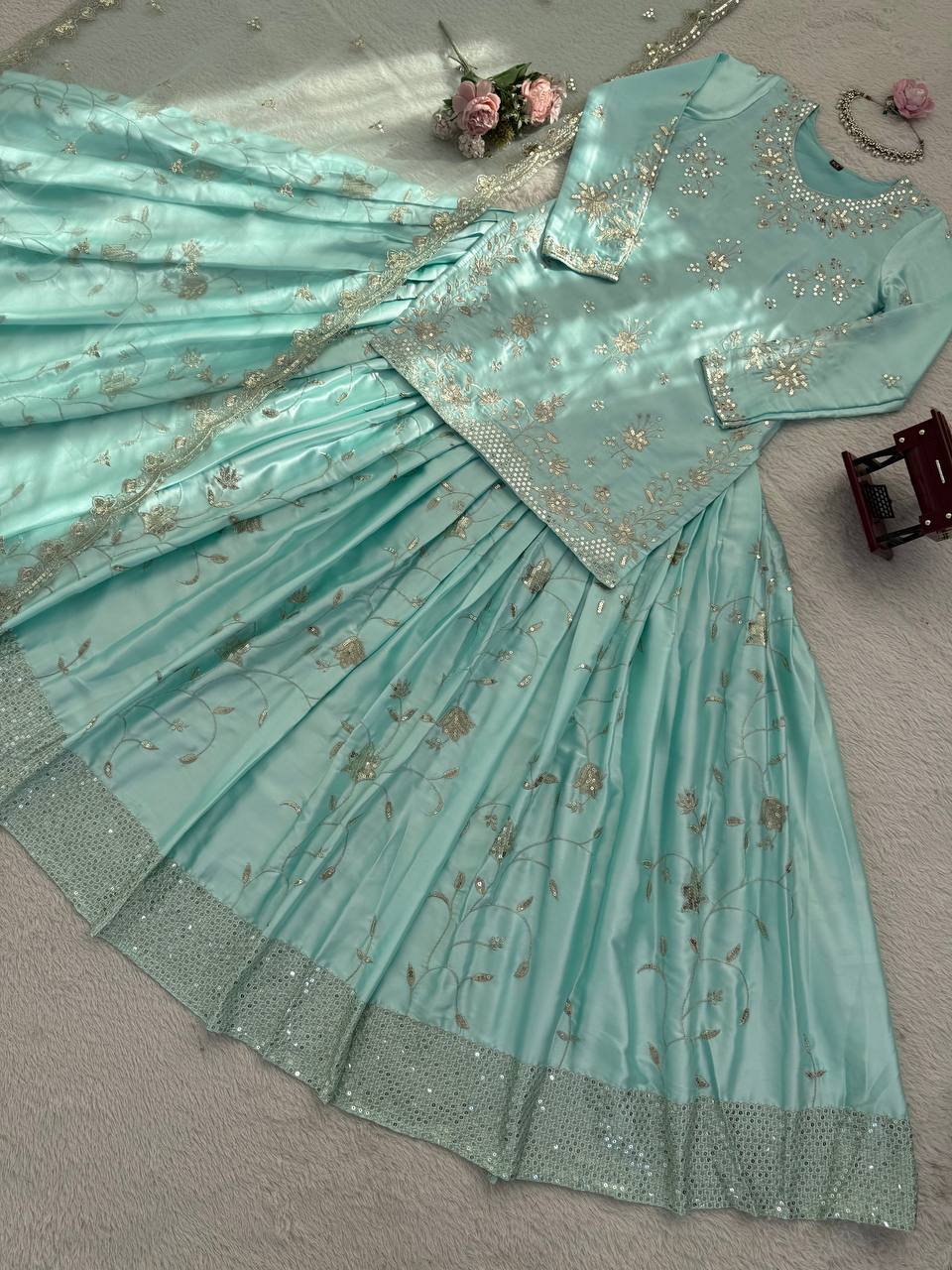 Aamna Sharif Inspired Blue Skirt Suit - Image 9