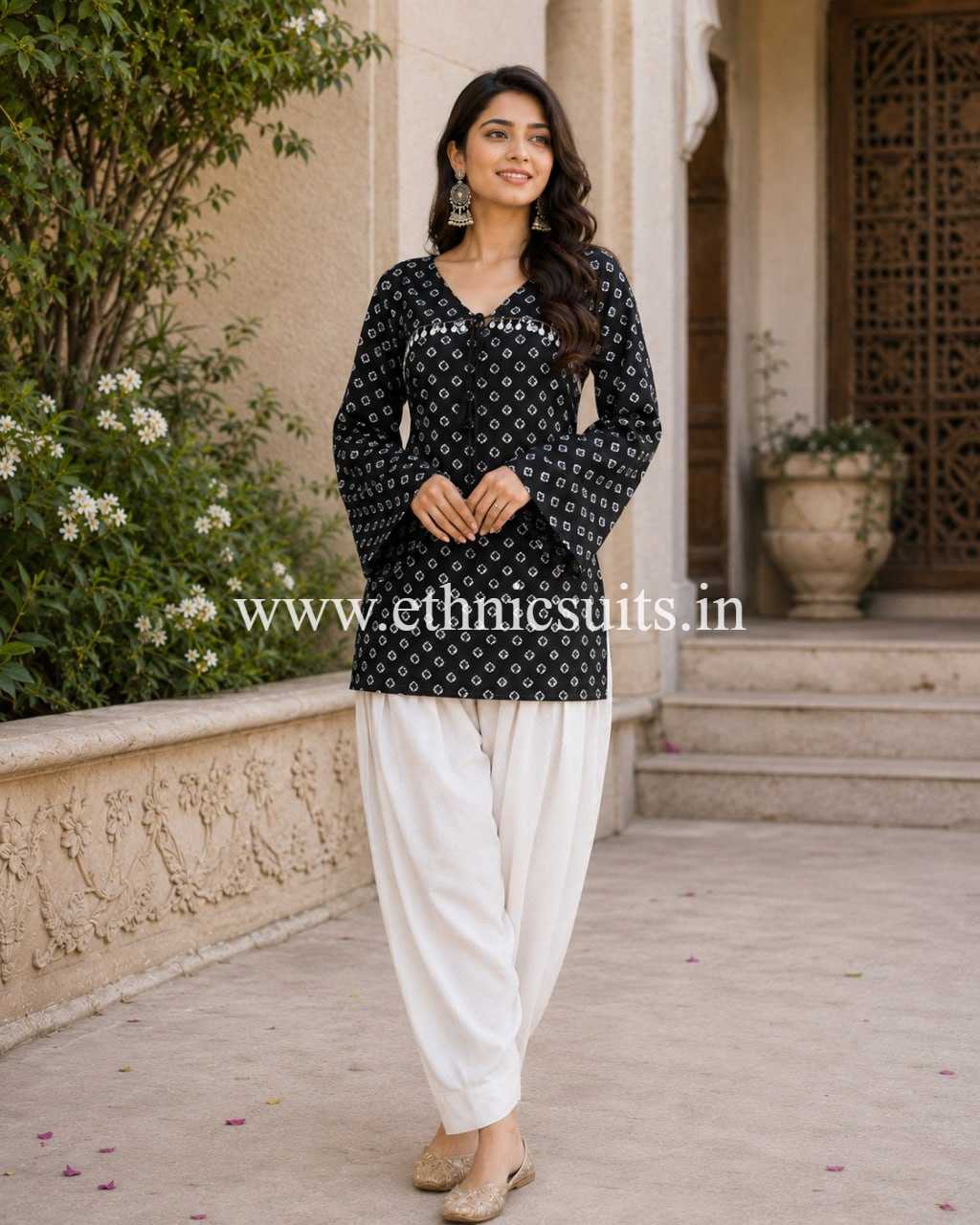 Black Bandhni Printed Short Kurta with Blouse and Bottom - Image 3