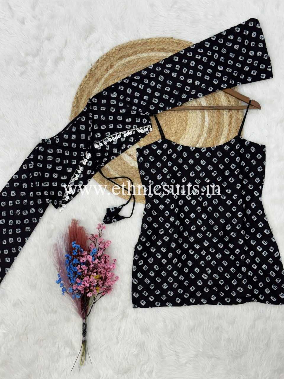 Black Bandhni Printed Short Kurta with Blouse and Bottom - Image 5